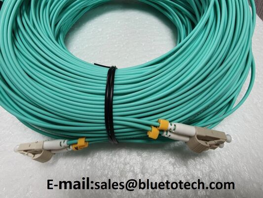LC-LC OM3 Duplex-Faseroptik-Patch Cord 2 mm für die Hochgeschwindigkeitsdatenübertragung
